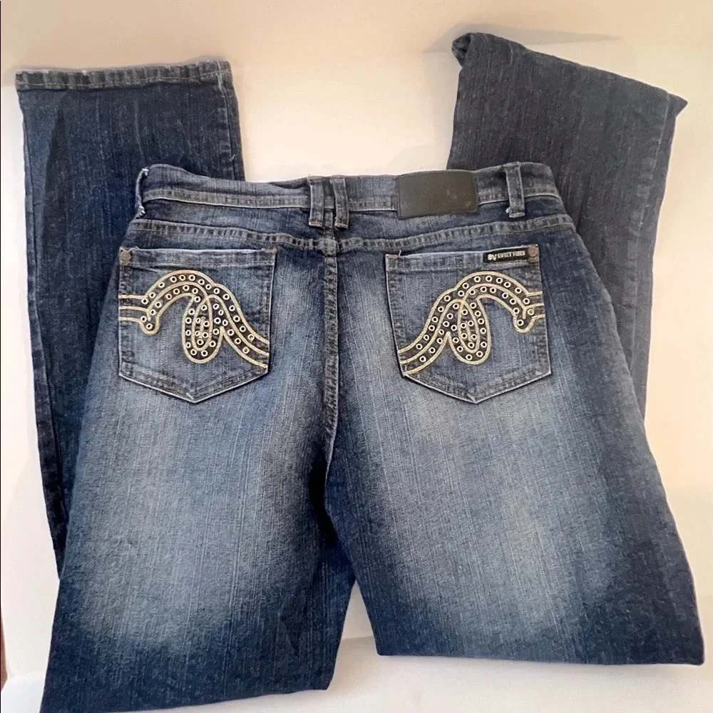 Sweet vibes size 15 ,98% cotton 2% spandex studded and golden embellished pocket